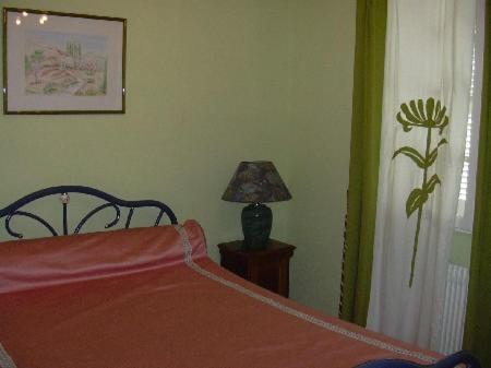 Chambres d'Hôtes à la Fontanille Panazol Quarto foto